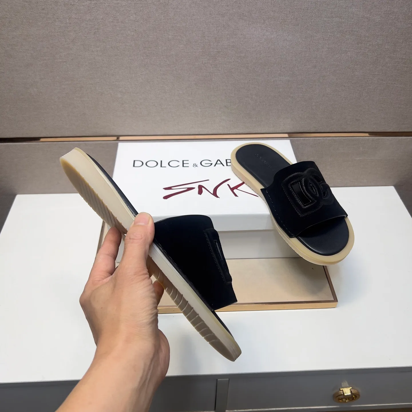 Men's men's shoes 💰pp340【DG～】Men's casual slippers 2025z cabinet sales simultaneously 🔶Size: 38-44#️⃣ 🔷5 colors🔜The upper is made of multi-material splicing➕Genuine leather lining, comfortable and breathable, sole: original comfortable, wear-resistant and non-slip outsole, ⚠️Real 📱Photographed🎬The real thing is better📢📢📢